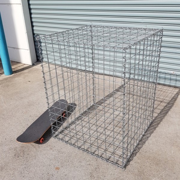 750mm L x 750mm W x 978mm H, 75x75mm, AL-TEN