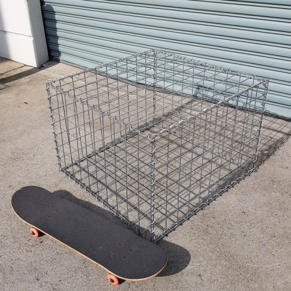 750mm L x 750mm W x 528mm H, 75x75mm, AL-TEN