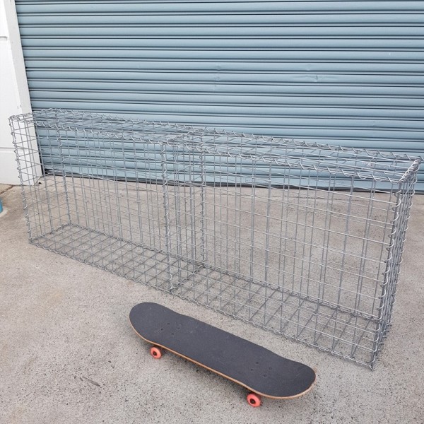 1950mm L x 300mm W x 750mm H, 75x75mm, AL-TEN