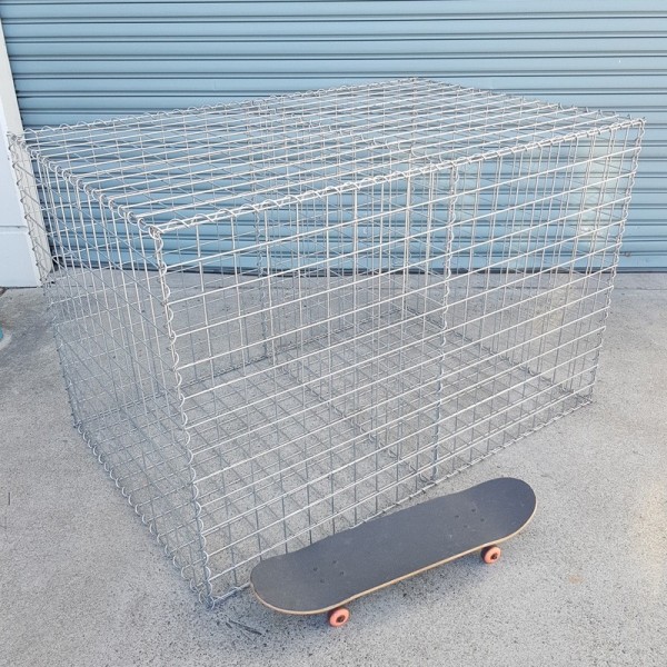 978mm L x 978mm W x 1500mm H, 75x75mm, AL-TEN