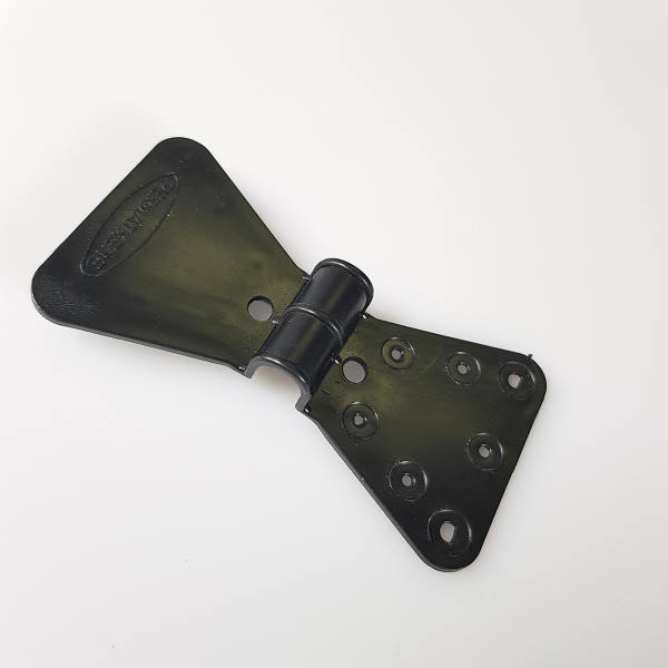 Fabric clip for hort and landscape fabrics