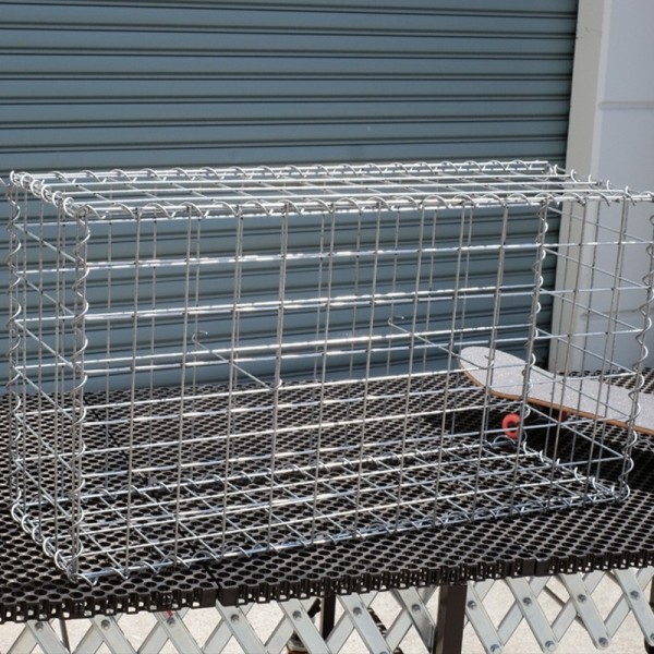 978mm L x 300mm W x 528mm H, 75x75mm, AL-TEN